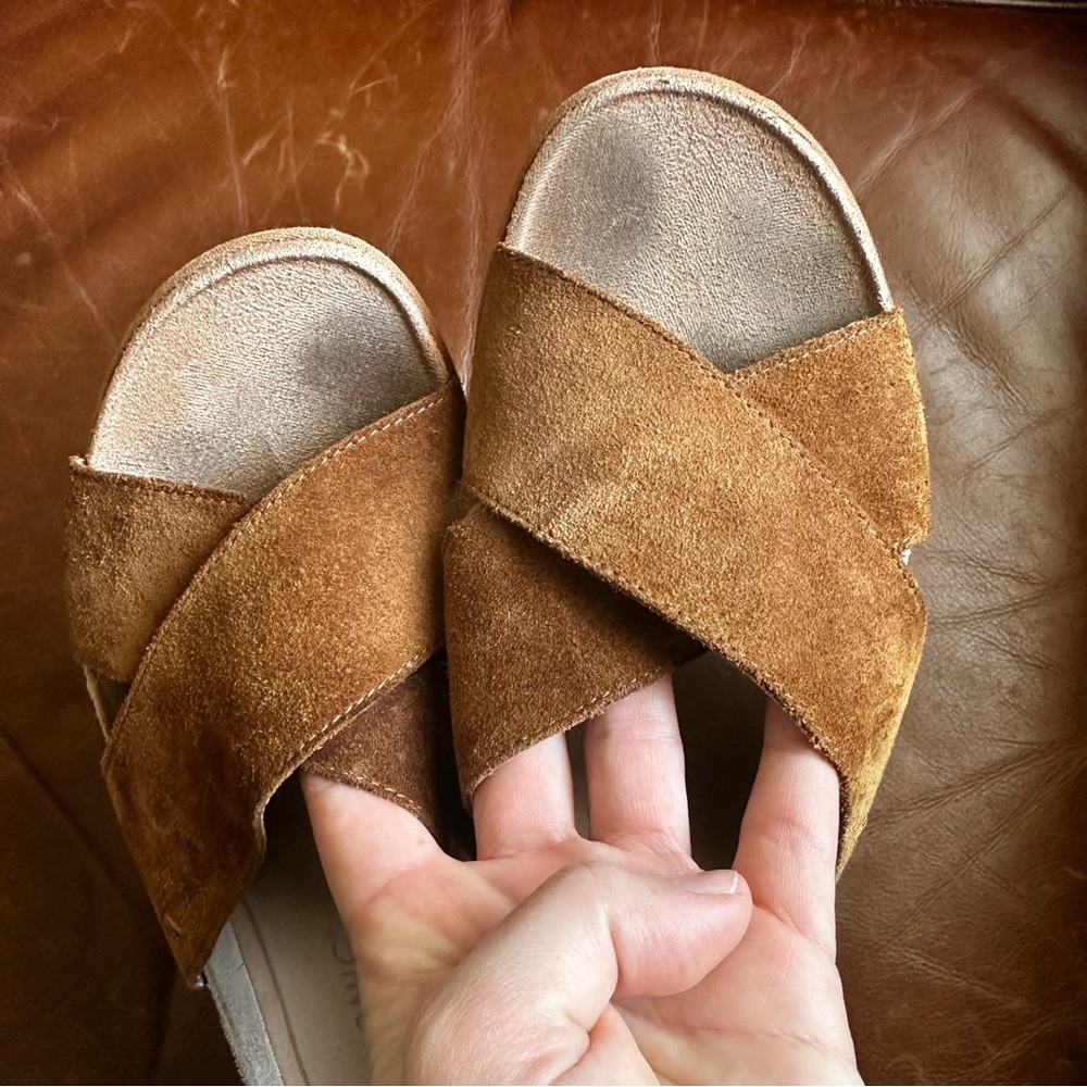 Vionic Hayden Suede - Picture 3 of 6